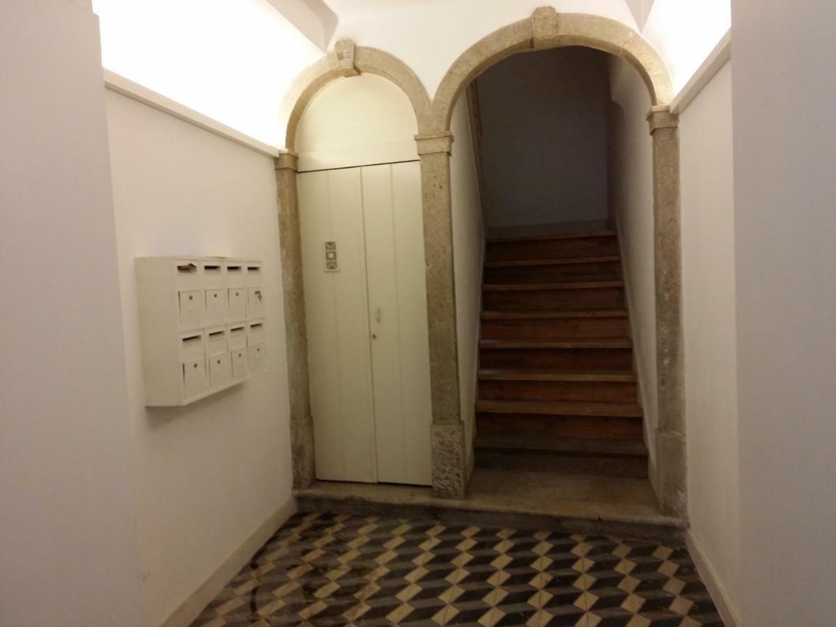 Cozy 1St Floor Flat Central Chiado District With Balconies And Ac 19Th Century Building Lisboa 外观 照片