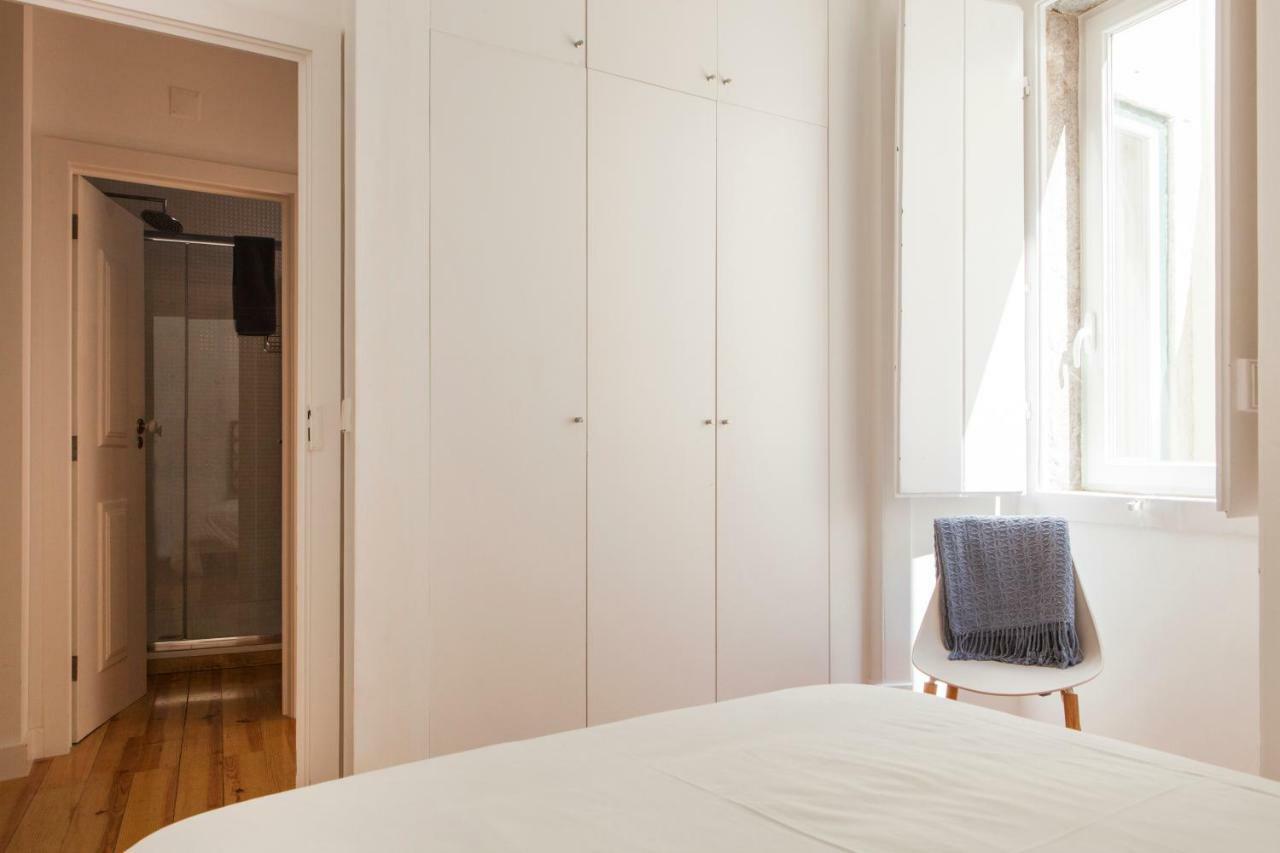 Cozy 1St Floor Flat Central Chiado District With Balconies And Ac 19Th Century Building Lisboa 外观 照片