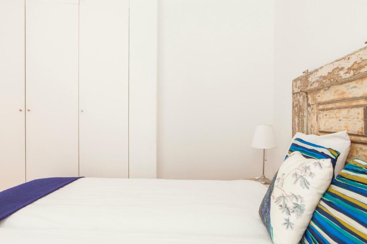 Cozy 1St Floor Flat Central Chiado District With Balconies And Ac 19Th Century Building Lisboa 外观 照片