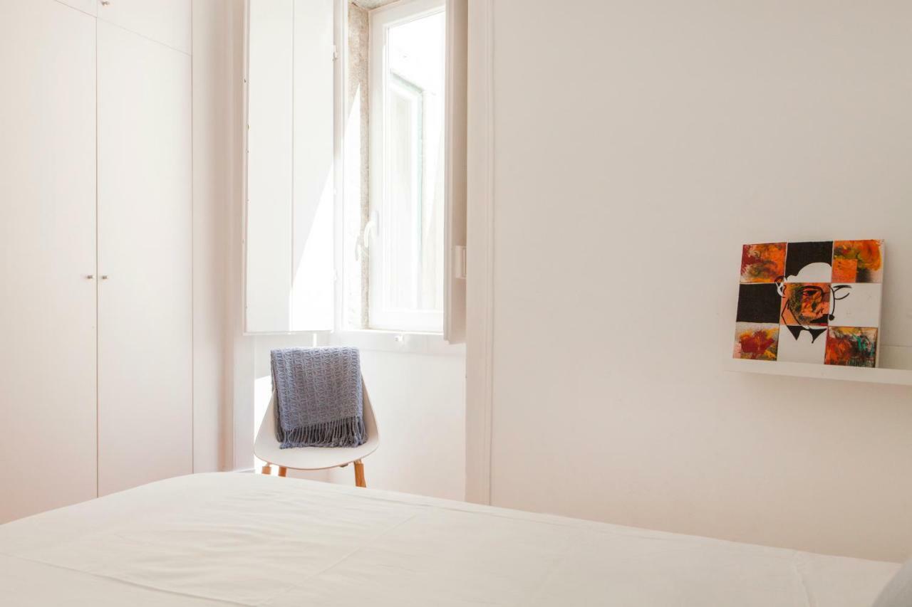 Cozy 1St Floor Flat Central Chiado District With Balconies And Ac 19Th Century Building Lisboa 外观 照片